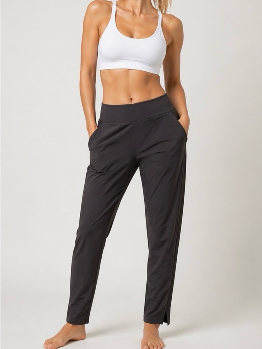 Athleta Ankle Pants Brown Size 2 Travel Tapered Zip Pocket